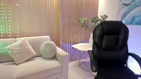 Lizzi  online show from 09/26/25, 02:10