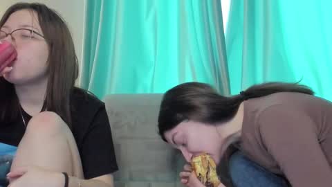 lizzi_muur online show from 02/02/25, 10:24