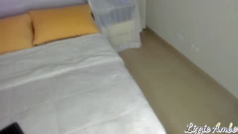 lizzieamber online show from 12/20/24, 09:21