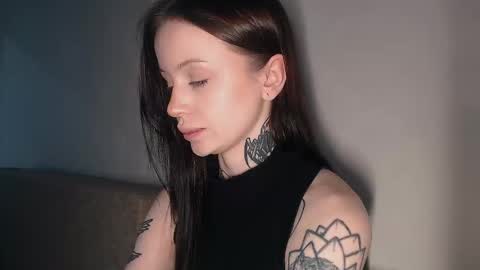 Snapshot of lizziesweety chatting on 01/11/26, 09:20 liza liza liza online show from 01/11/26, 09:20