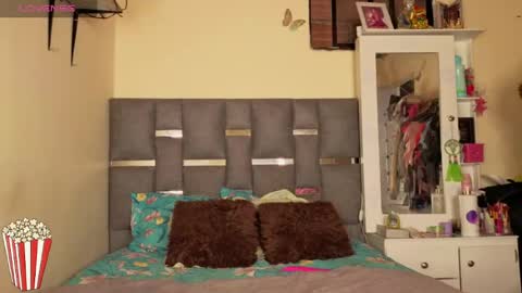 Lizzy Joss online show from 05/24/26, 04:34