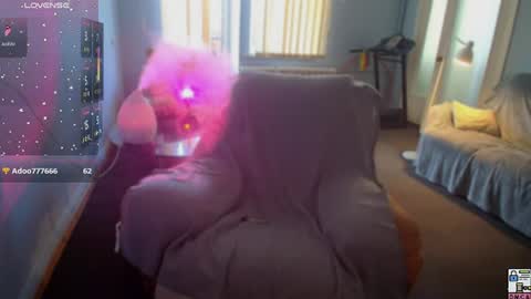 lizzycumm online show from 06/17/26, 07:11