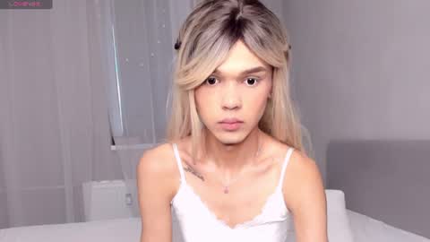 lizzydelrey online show from 07/12/26, 05:26