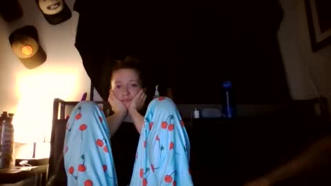 Lizzie Vonn online show from 04/12/26, 09:36