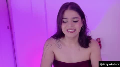 Snapshot of lizzywindsor chatting on 02/07/26, 11:08 lizzywindsor online show from 02/07/26, 11:08