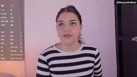 Snapshot of lizzywindsor chatting on 02/13/26, 12:34 lizzywindsor online show from 02/13/26, 12:34