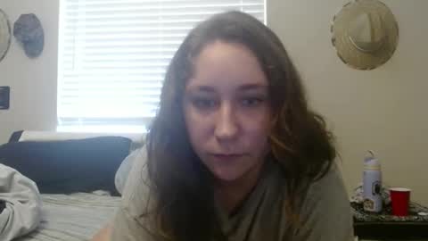 llena_de_lechee online show from 09/10/25, 03:23