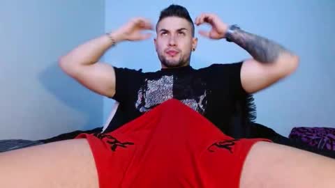 lliamm 2 online show from 10/19/25, 03:40