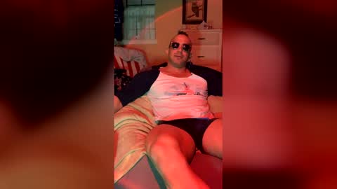 lljoey84 online show from 02/18/26, 05:03