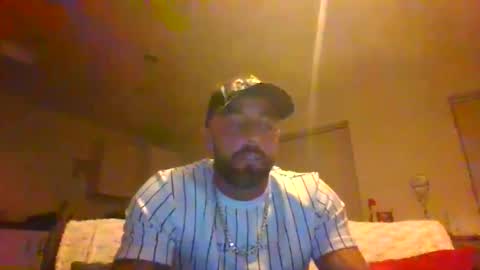 Snapshot of llleeeooonnn69 chatting on 09/21/25, 06:42 Leon online show from 09/21/25, 06:42