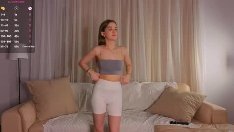 Luna online show from 04/09/26, 03:17