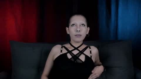 Lynx Mist online show from 10/18/25, 11:49