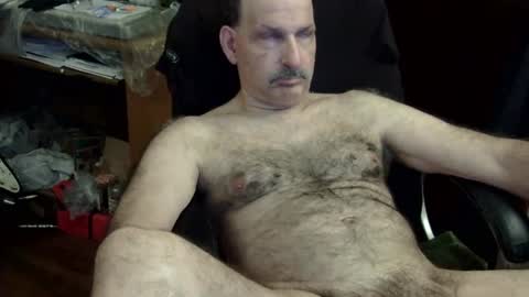 loades182025 online show from 10/06/25, 02:53