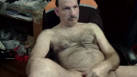 loades182025 online show from 10/17/25, 01:42