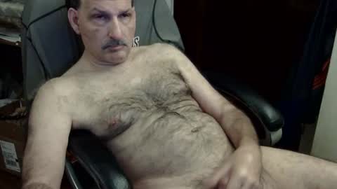 loades182025 online show from 11/01/25, 04:58