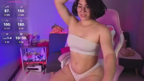 Snapshot of loaluxury chatting on 06/13/26, 03:21 Pamela online show from 06/13/26, 03:21