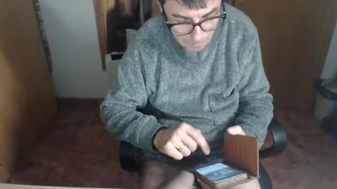 lobosolitario73 online show from 11/27/25, 02:02