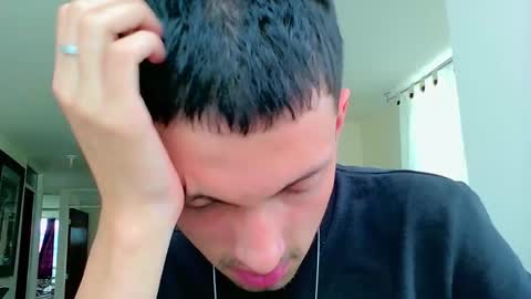 logaan_grey online show from 10/26/25, 04:46