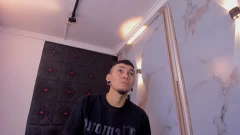 logan_and_rachel online show from 03/22/26, 06:55