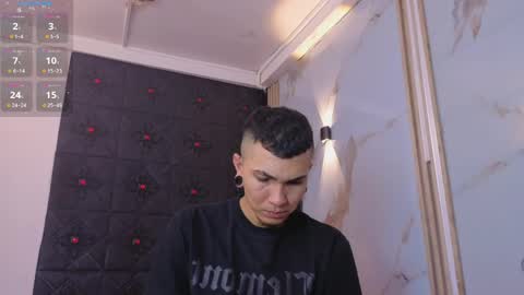 logan_and_rachel online show from 03/28/26, 07:46