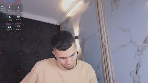 logan_and_rachel online show from 04/10/26, 07:40