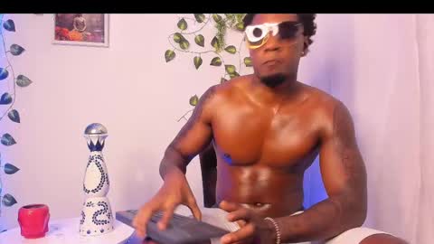 LOGAN DRAKE online show from 03/07/25, 07:52