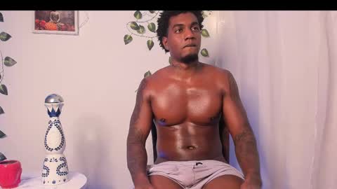 LOGAN DRAKE online show from 03/11/25, 11:12