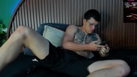 logan_griffin online show from 11/06/25, 03:07