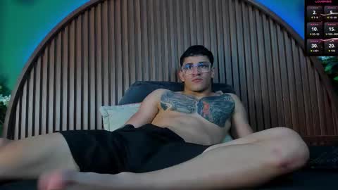 logan_griffin online show from 11/07/25, 03:50