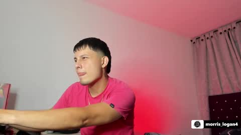 Snapshot of logan_morris777 chatting on 02/25/25, 04:35 Logan morris online show from 02/25/25, 04:35