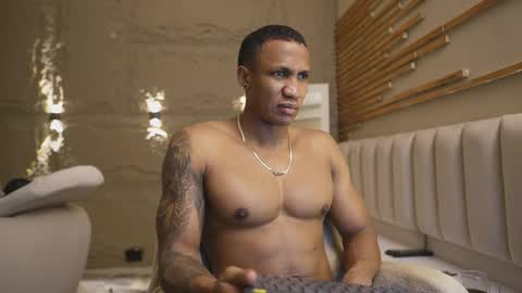 logan_varela online show from 03/20/26, 02:11