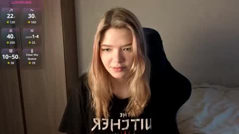 Logan and Katana online show from 10/29/25, 11:45