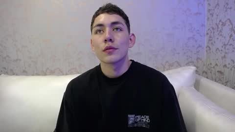 Loganfoster  online show from 12/01/25, 08:03