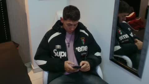 Loganfoster  online show from 01/13/26, 08:14