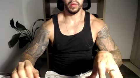 Logan Wolfp online show from 06/06/26, 01:00