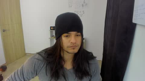 Snapshot of loganhot22 chatting on 12/09/24, 10:43 Logan online show from 12/09/24, 10:43