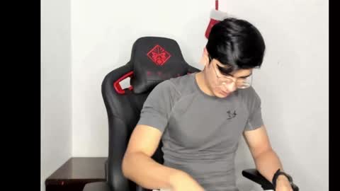 Snapshot of logannick chatting on 12/13/24, 08:30 Logan online show from 12/13/24, 08:30