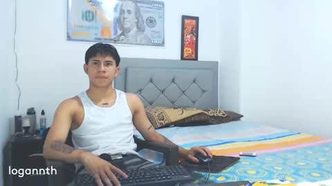 Snapshot of logannthh chatting on 01/25/25, 04:02 logannthh online show from 01/25/25, 04:02