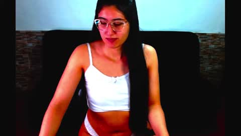 Lois online show from 06/18/26, 07:51