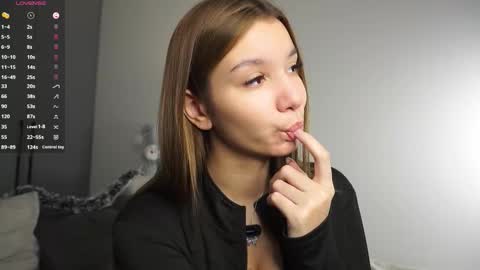 Elza online show from 12/20/25, 07:54