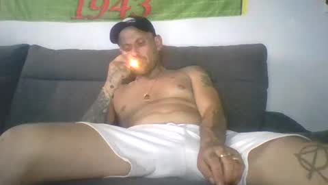 Snapshot of lokitospain chatting on 07/12/26, 02:41 PollonSpanish37 online show from 07/12/26, 02:41
