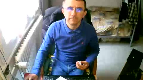 lokoum39 online show from 02/02/25, 12:57