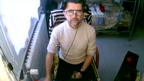 lokoum39 online show from 11/21/25, 03:22