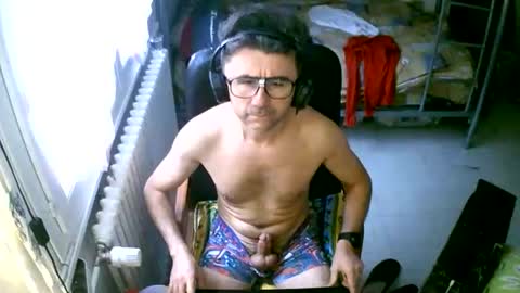 lokoum39 online show from 12/19/25, 10:33