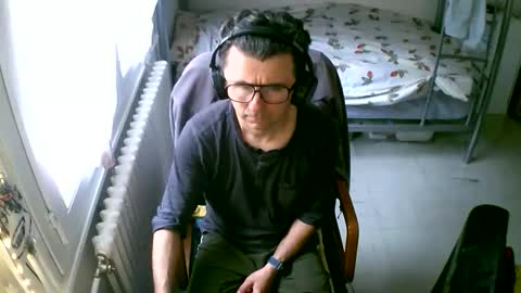 lokoum39 online show from 04/12/26, 11:37