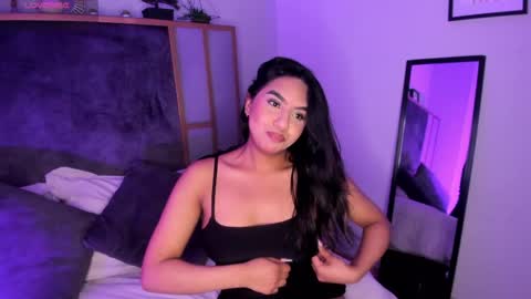 Snapshot of lola_12_ chatting on 04/24/26, 01:57 Lola online show from 04/24/26, 01:57