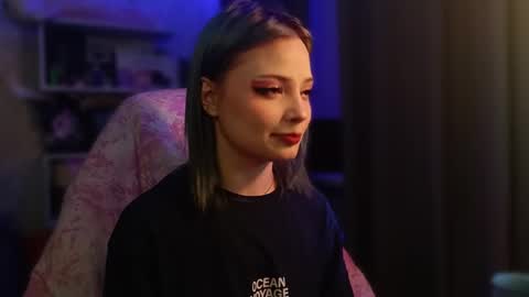 lola online show from 12/17/25, 10:10