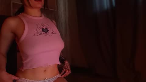 lola online show from 03/30/26, 07:09