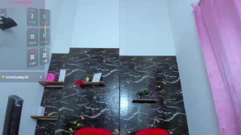 LOLA online show from 11/06/25, 10:21