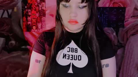 Snapshot of lola_chi chatting on 02/02/25, 03:10 Lola Chi online show from 02/02/25, 03:10